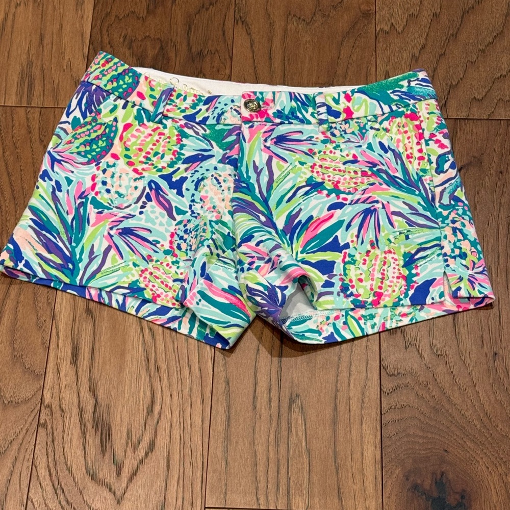 Lilly Pulitzer‎ Callahan Shorts Multi Color Tropical Pineapple Print Size 2
